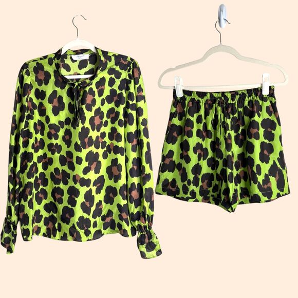 Blumarine Pants - Blumarine Blugirl Silk Leopard Short Set